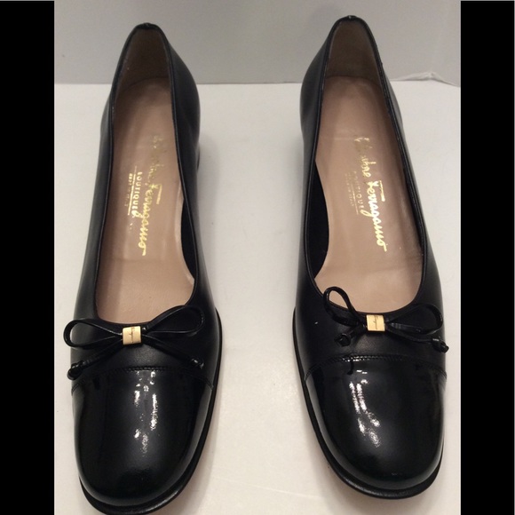 Salvatore Ferragamo Shoes - SALVATORE FERRAGAMO BOUTIQUE LEATHER SHOES 8.5 4A
